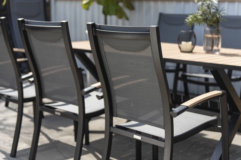 Lifestyle Panama 8 Seat Dining Set including 2 Recliners Raglan