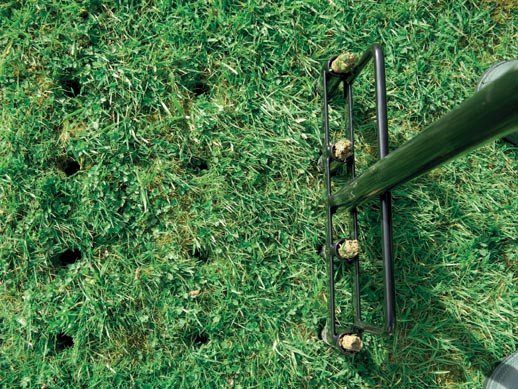 Heavy Duty Hollow Tine Lawn Aerator - Image 5