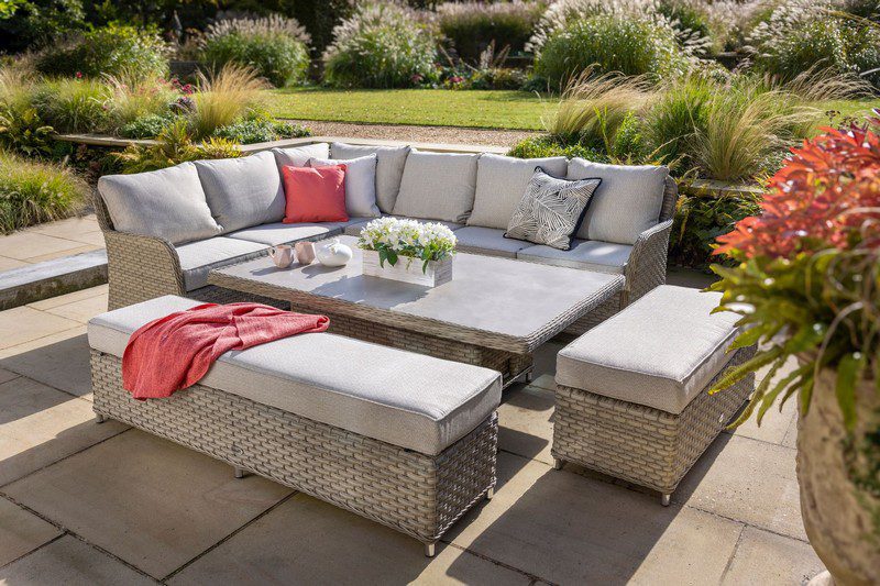 Hartman Eton Grand Rectangular Casual Dining Set with FREE Bench